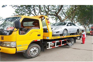 巴林左旗附近24小时汽车拖车服务热线