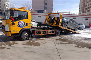 巴林左旗救援拖车费用怎么算